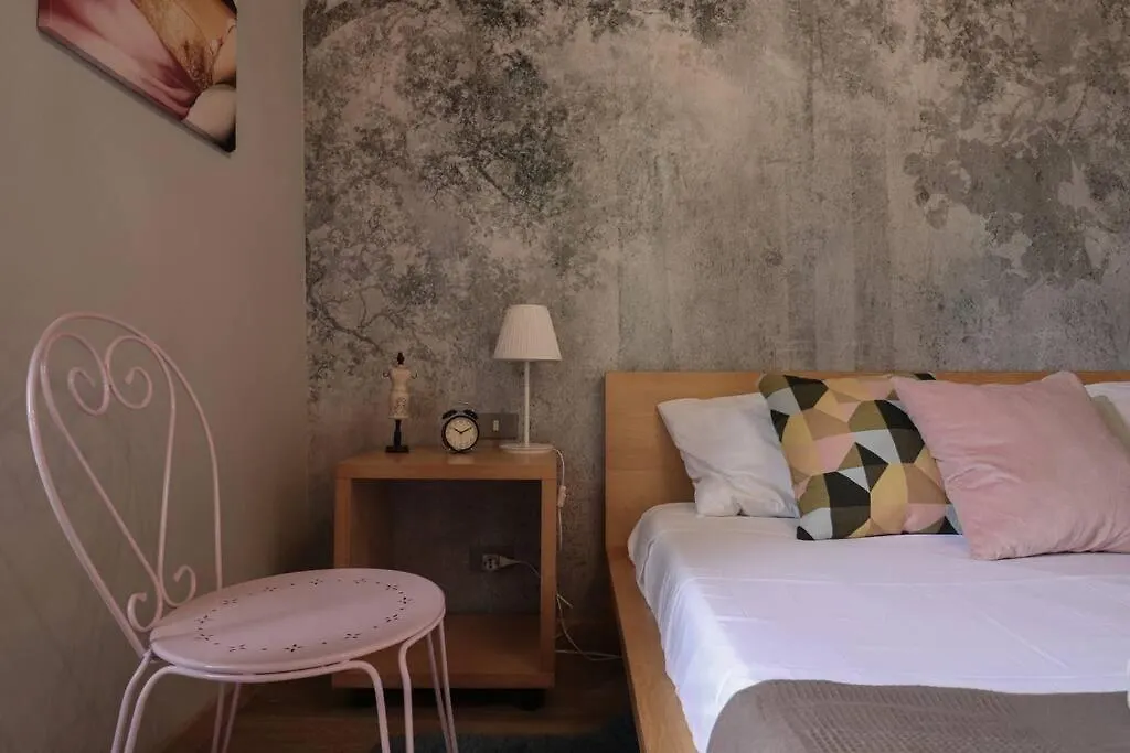 Termini Treasure - Elegant Retreat Apartment Rome 0*,