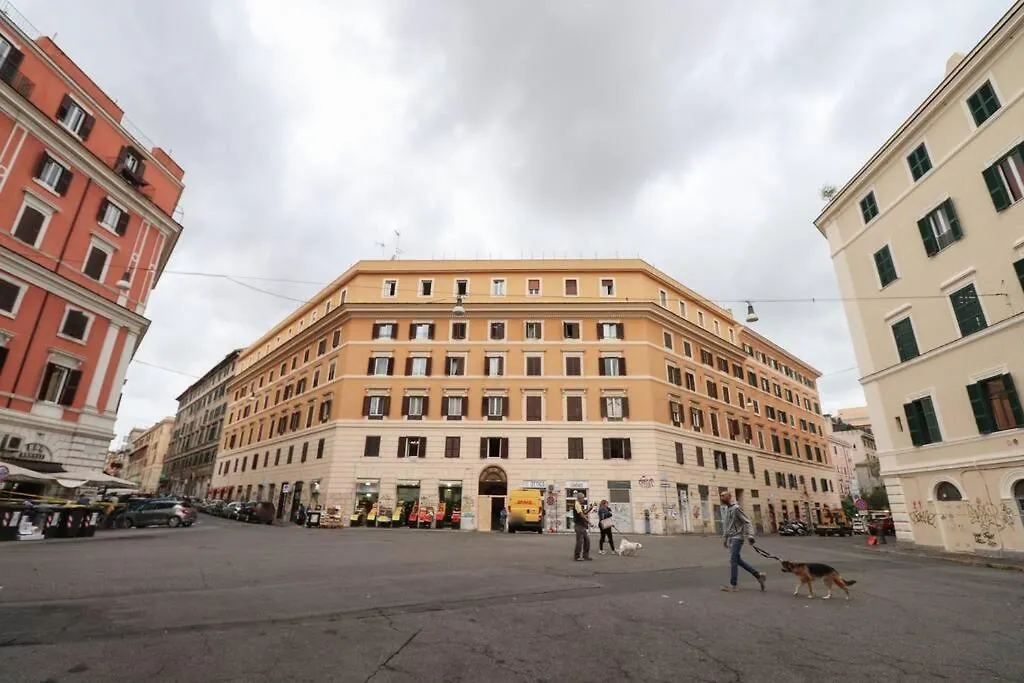 Termini Treasure - Elegant Retreat Apartment Rome Italy